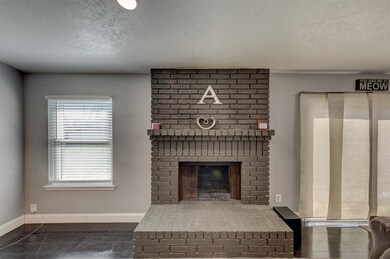 3003 Wood Fox Dr, Alvin, TX 77511 - photo 7