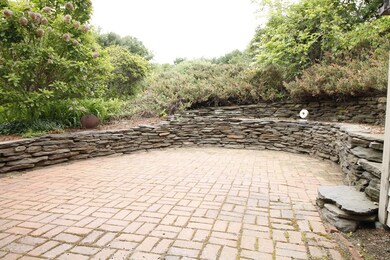 368 Middle St, Amherst, MA 01002 - photo 6