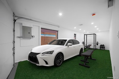 218-37 Spencer Ave, Jamaica, NY 11427 - photo 5