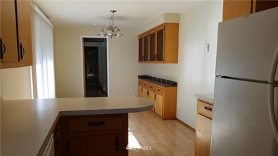 306 105th St SW, Everett, WA 98204 - photo 5