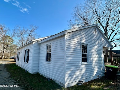 103 W 5th St, Hobgood, NC 27843 - photo 6