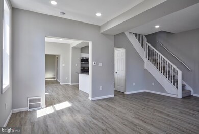 103 S Brown St, Gloucester City, NJ 08030 - photo 6