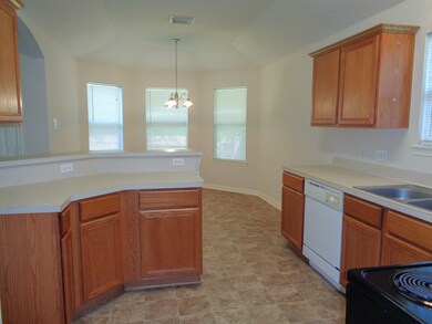 16734 Gleneagle Dr N, Conroe, TX 77385 - photo 5