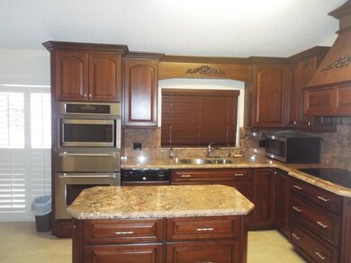 Gourmet Kitchen