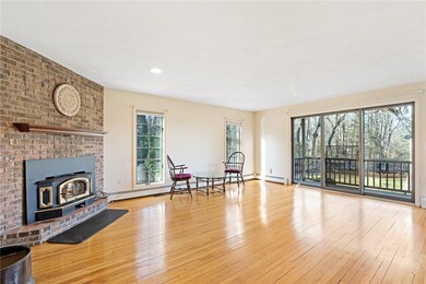 27 Topmast Ct, Jamestown, RI 02835 - photo 5