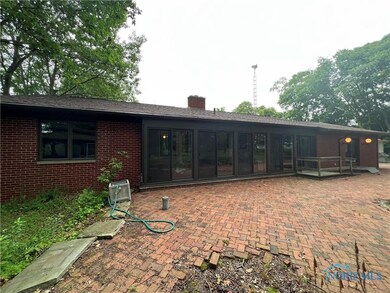 20251 W Camper Rd, Genoa, OH 43430 - photo 2