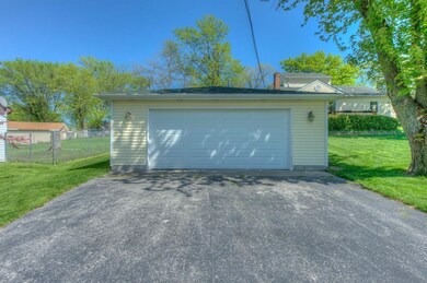DETACHED 2.5 CAR GARAGE (SECOND GARAGE)