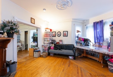 94 D St, Lowell, MA 01851 - photo 5