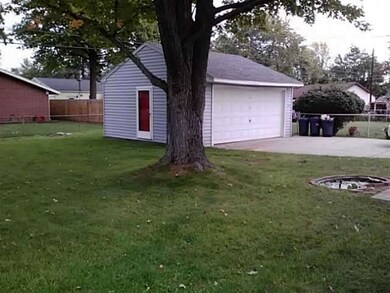 1753 Parkway Dr S, Maumee, OH 43537 - photo 3