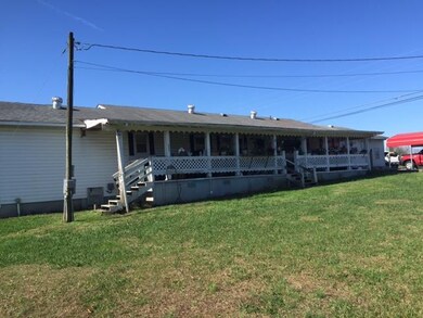 2805 Sims Rd, Shelbyville, TN 37160 - photo 3