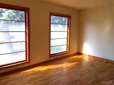 unlisted-address, Redmond, OR 97756 - photo 3