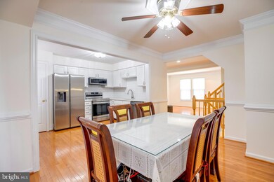 6309 Littlefield Ct, Centreville, VA 20121 - photo 7
