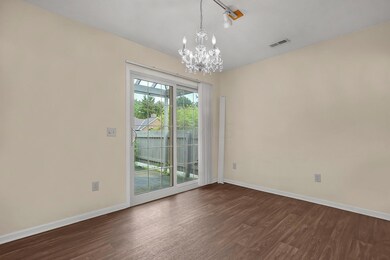 5-web-or-mls-5827-locbury-ln
