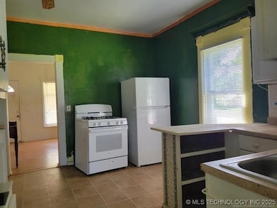 1000 N 6th, Quinton, OK 74561 - photo 6