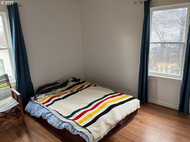 3 NW 7th St, Pendleton, OR 97801 - photo 5