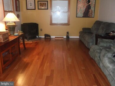 12711 Kincaid Ln, Bowie, MD 20715 - photo 7