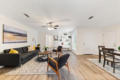 5919 Black Maple Ln, Houston, TX 77088 - photo 6