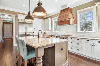 small_1529 W Island Green _21