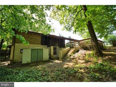 227 Delaware Ln, Whitehall, PA 18052 - photo 7