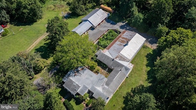 2148 Delmar Orchard Rd, Martinsburg, WV 25403 - photo 3