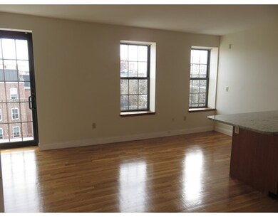 7 Henchman St unit Suite 601, Boston, MA 02113 - photo 6