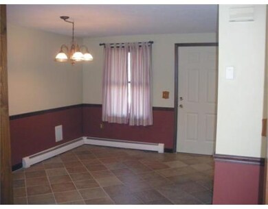 143 Pennacook Dr unit 143, Leominster, MA 01453 - photo 3