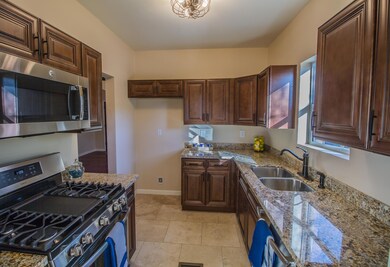 1448 E 10th St, Tucson, AZ 85719 - photo 4