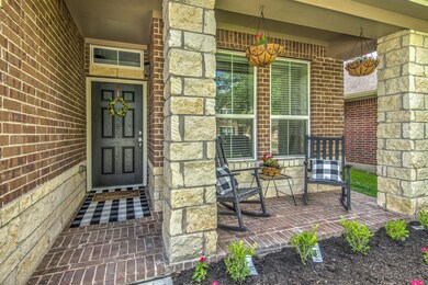 211 Rippling Creek Ln, Alvin, TX 77511 - photo 4