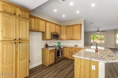 6. 6_Kitchen