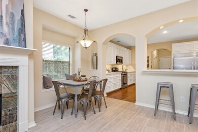 1082 Gardenia Dr, Houston, TX 77018 - photo 7