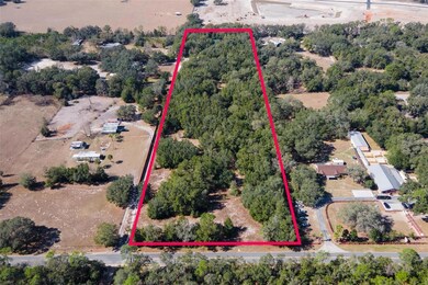 37590 Rolling Acres Rd, Lady Lake, FL 32159 - photo 2