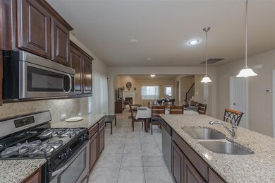 5025 Split Rock Dr, Denton, TX 76210 - photo 4