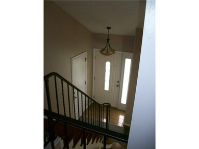 Entry/Foyer.
