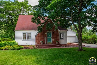 1116 SW Jane Ave, Topeka, KS 66604 - photo 2