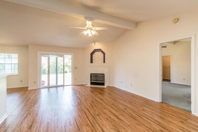 e1Living Room
