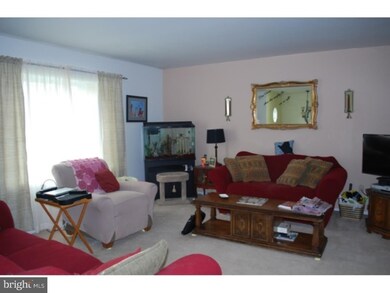 1 Cedar Ct, Newark, DE 19702 - photo 2