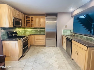 109 Buck Run Dr, Milford, PA 18337 - photo 5