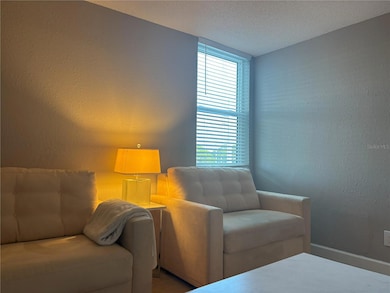 2755 Coconut Bay Ln unit 1313, Sarasota, FL 34237 - photo 4