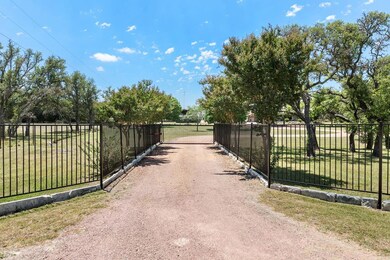 1094 Southwoods Dr, Fredericksburg, TX 78624 - photo 5