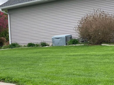 907 Blaine St unit DY, Dysart, IA 52224 - photo 7