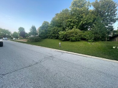 925 Classon Ln, Beech Grove, IN 46107 - photo 5