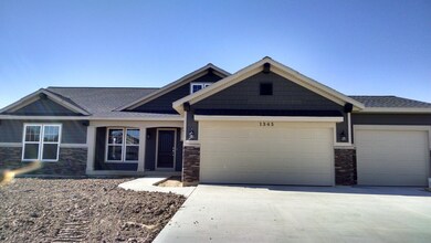 1345 Savannah Dr, Zeeland, MI 49464 - photo 2