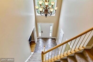 17923 Wheatridge Dr, Germantown, MD 20874 - photo 3