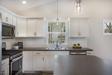 5347 Rischow Dr SW, Wyoming, MI 49509 - photo 5