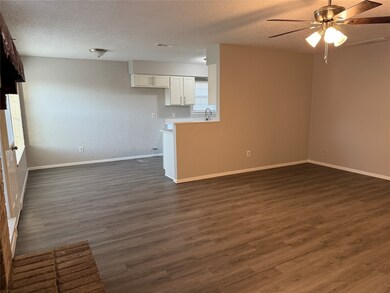 1716 Bette Dr, Mesquite, TX 75149 - photo 3