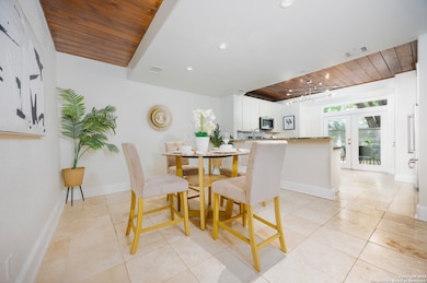 3102 Eisenhauer Rd unit 6, San Antonio, TX 78209 - photo 4