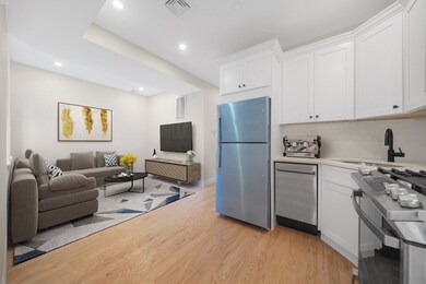 95 Endicott St unit 1, Boston, MA 02113 - photo 4