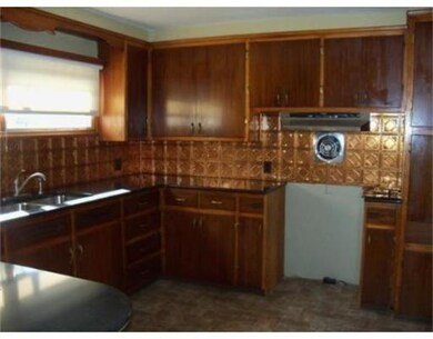 1466 Gar Hwy unit 1, Somerset, MA 02726 - photo 4