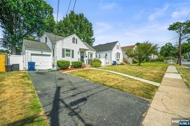 448 Sutton Ave, Hackensack, NJ 07601 - photo 3