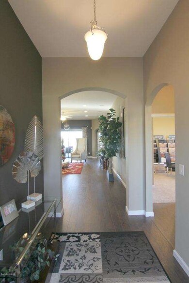 2312-4-FOYER